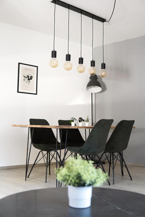 Business & Family - Zentral, 24H Check-In, Xxl Tv Apartment Siegburg Exterior photo